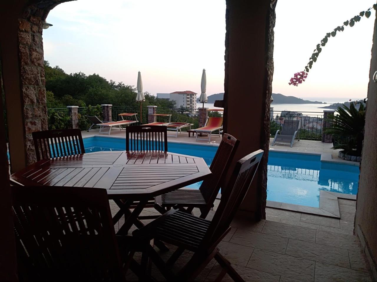 Apartments Villa Cucuk Budva Exterior photo